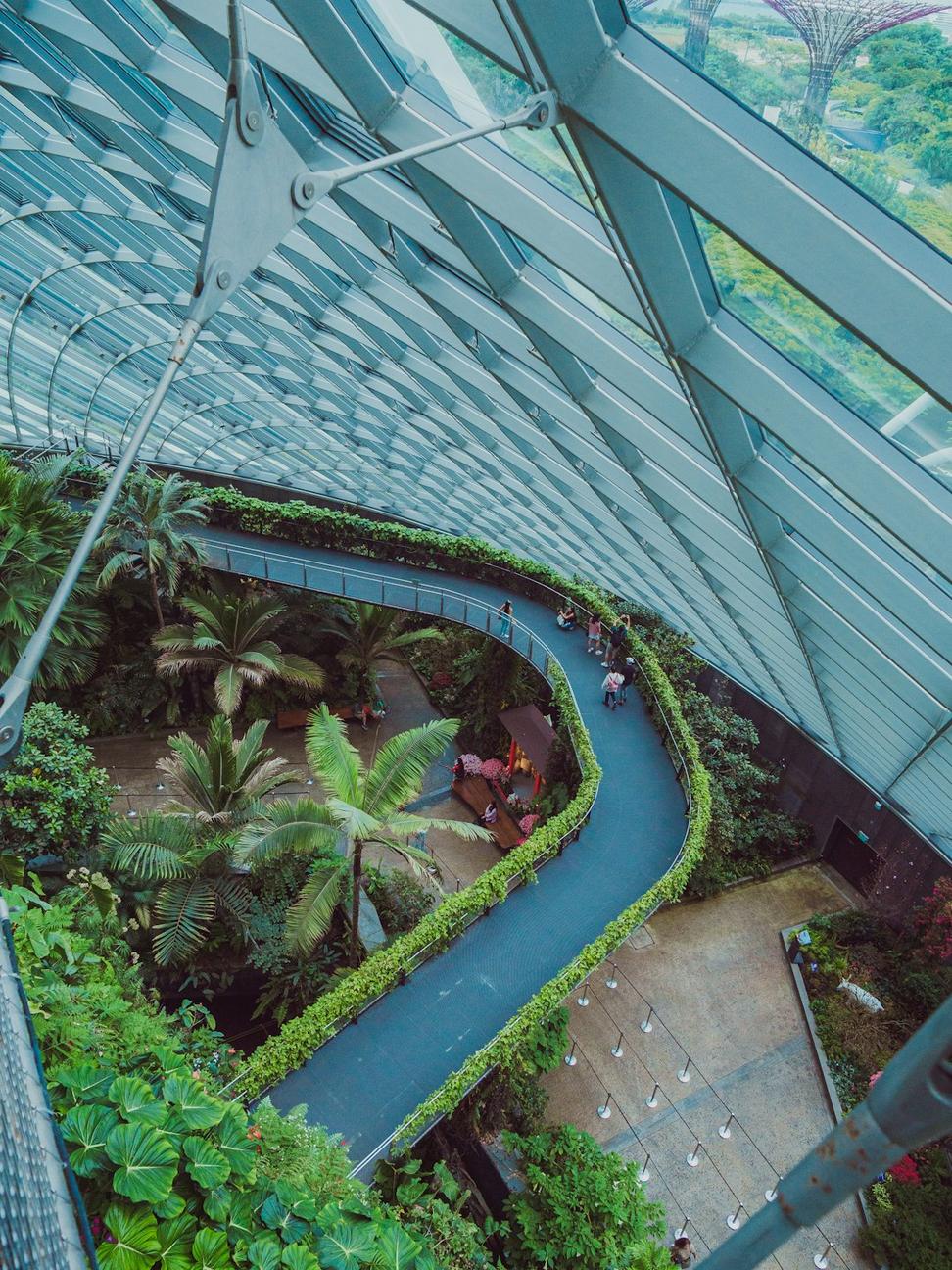 Sustainable high-rise building